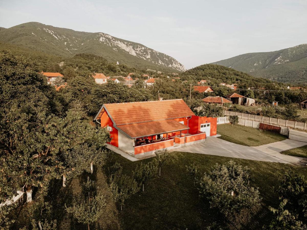 Vikendica Castanea Banja Zdrelo Villa Petrovac na Mlavi Ngoại thất bức ảnh